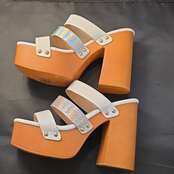 BRAND NEW KAYLEEN BY LOS ANGELES THREE STRAPS  BLOCK -HEEL SQUARE TOE SANDAL - Picture 5 of 15